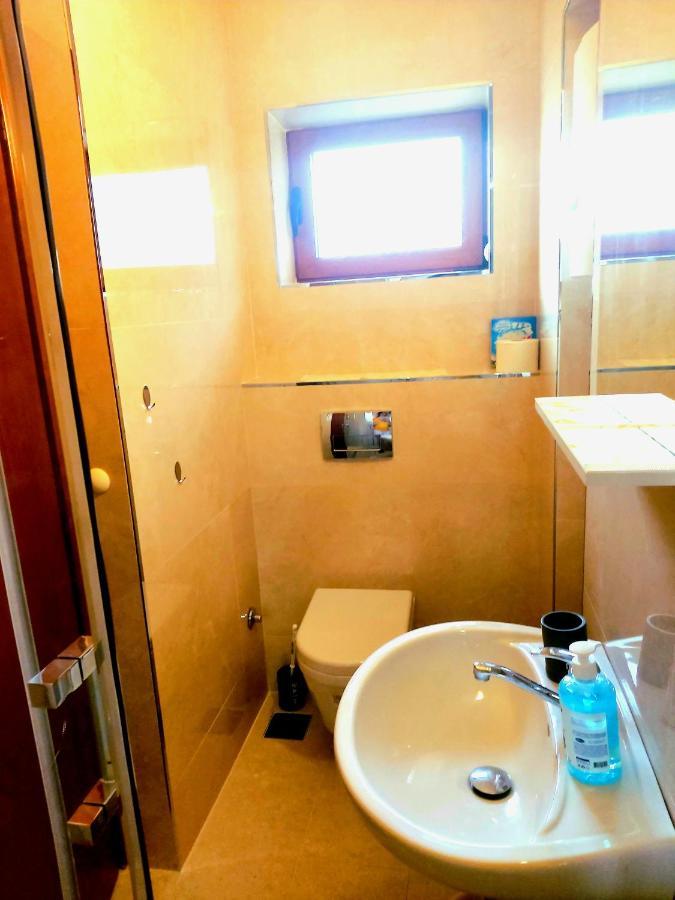 Villa Nadalina Sutomore Eksteriør billede